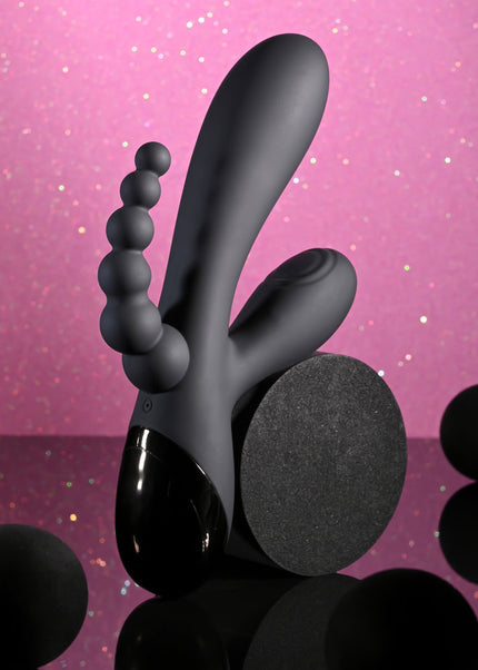 Selopa TRIPLE ACES - Black 19.7 cm USB Rechargeable Triple Stimulator Vibrator