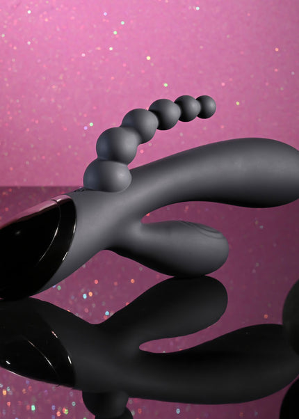 Selopa TRIPLE ACES - Black 19.7 cm USB Rechargeable Triple Stimulator Vibrator