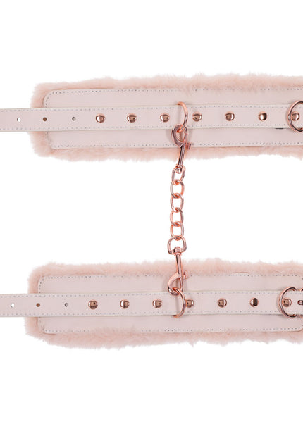 Sex & Mischief Peaches n CreaMe Fur Handcuffs - Peach Restraints