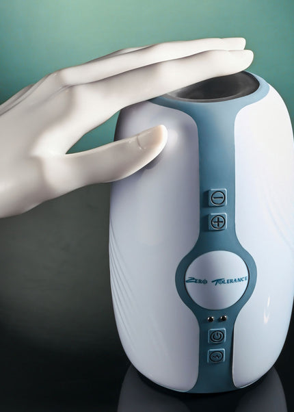 Zero Tolerance TOUCHDOWN - White 15 cm USB Rechargeable Vibrating & Tightening Stroker